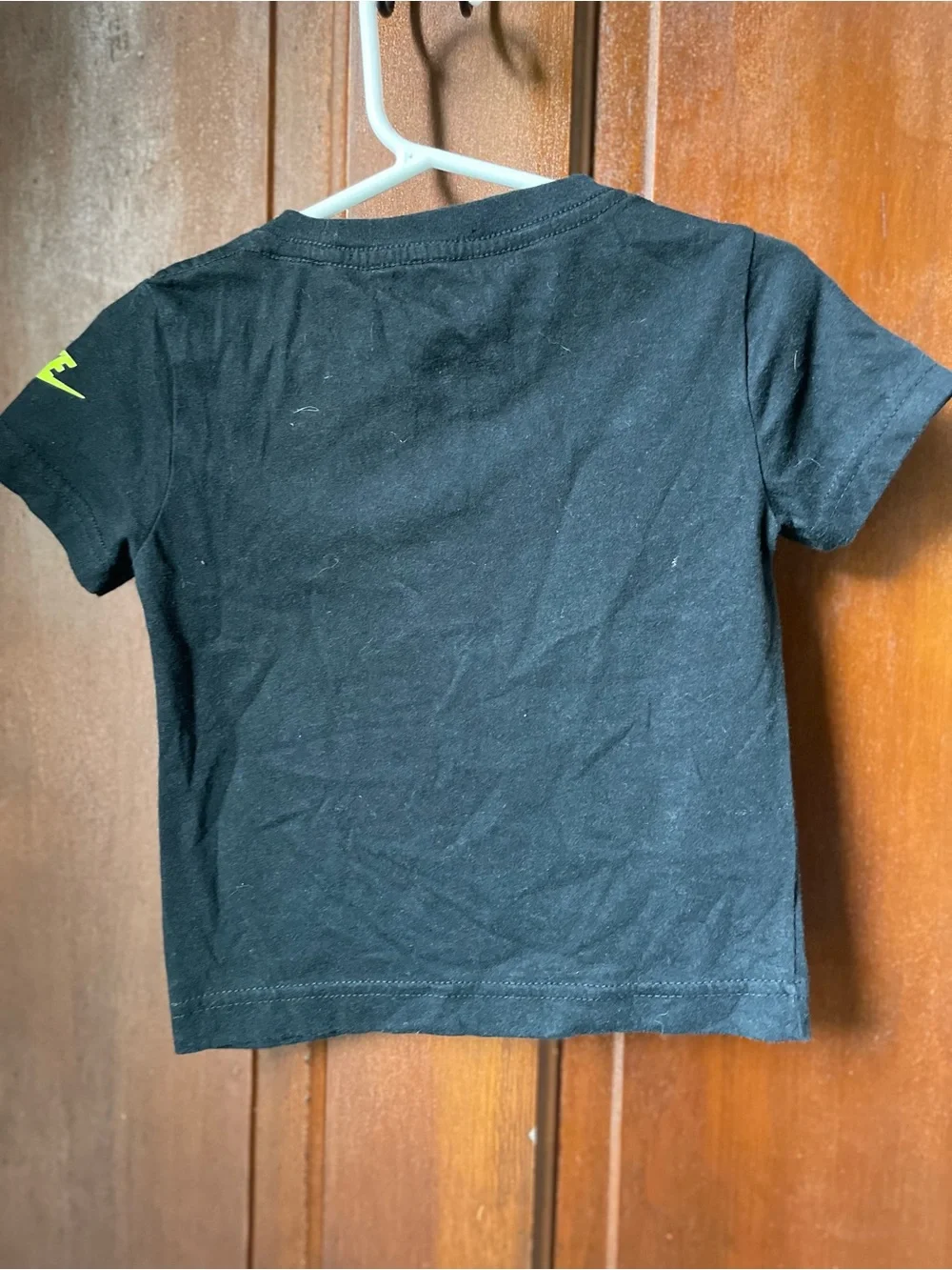 Nike boys 2T short sleeve black shirt